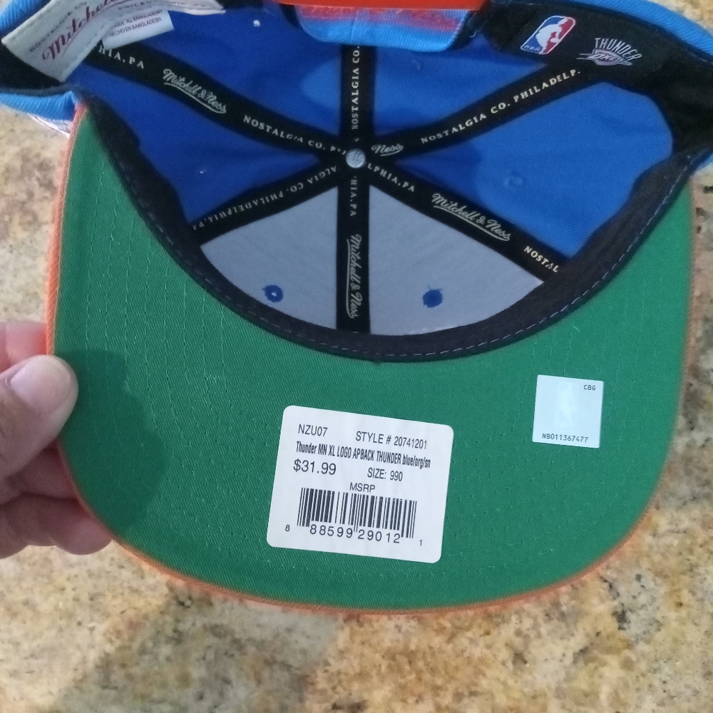 Hat - Picture 2 of 3